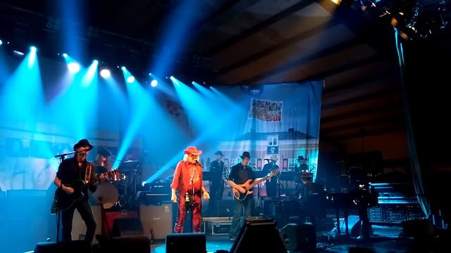 NORMAAL - En Dan Kan Ik Niks. Live In Leek 2015