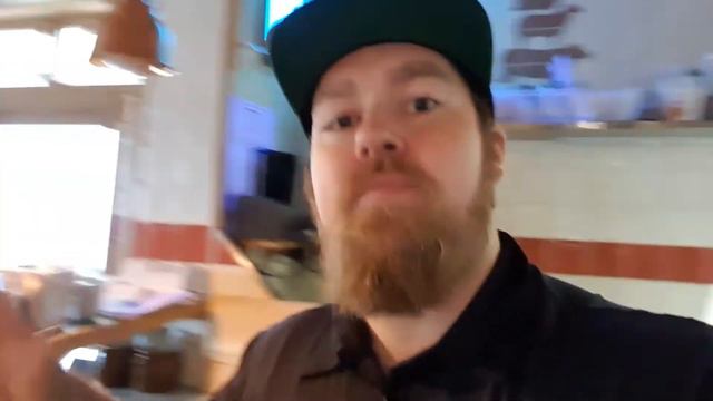 Pølser og pils for alle penga!