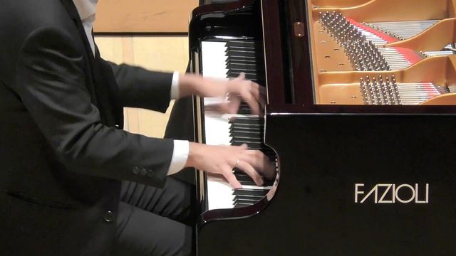 Luka Okros performs Liszt Hungarian Rhapsody No 2 cadenza by Rachmaninoff SIPC 2017 Semifinals