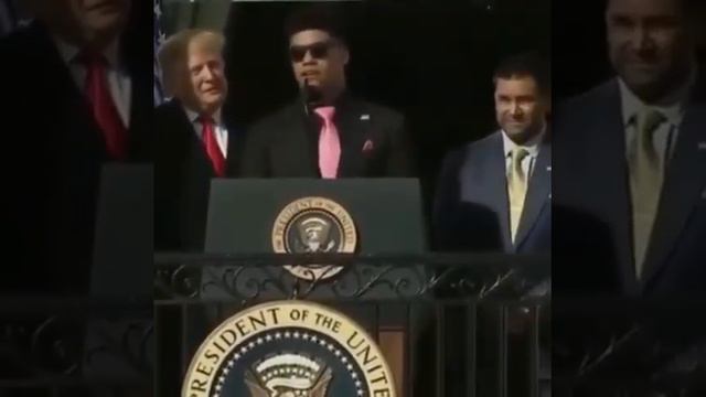 Juan Soto en la casa blanca ..