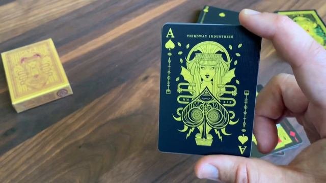 Eva Noire / Paradis - Thirdway Industries - Giveaway And Deck Review!