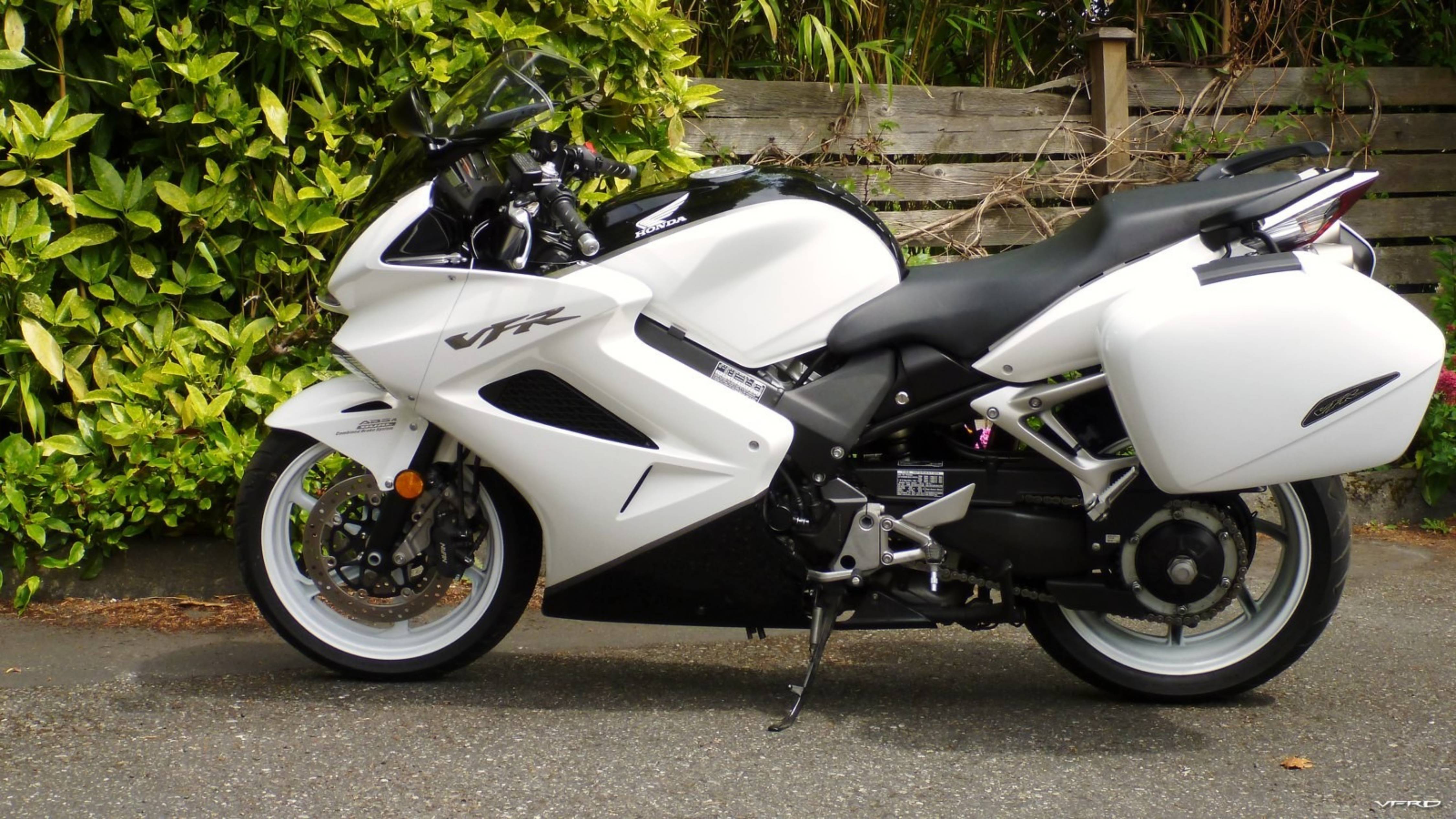 Honda VFR 800 установка biled optima srt