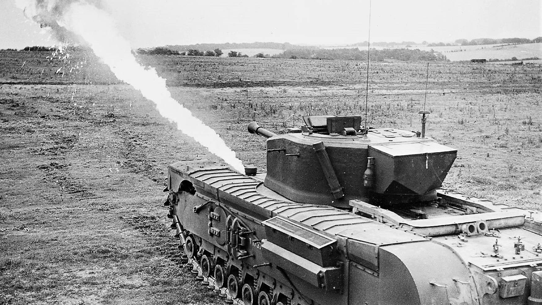 Огнемётный танк A22F "Churchill Crocodile"