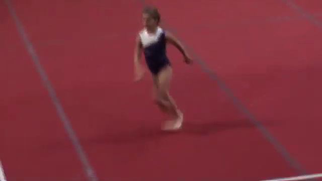 FAME SVOD Open 2011 : Dora Papp (HUN) FX