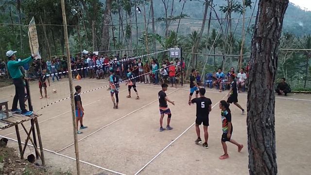 fiko tomi. fredi arik .kuncoro bon dari amanah pacitan vs candra .goseng .gopleng dkk set 2