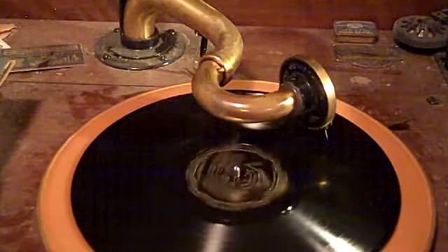 GEORGE OLSEN - I'M BRINGING A RED RED ROSE - ROARING 20'S VICTROLA
