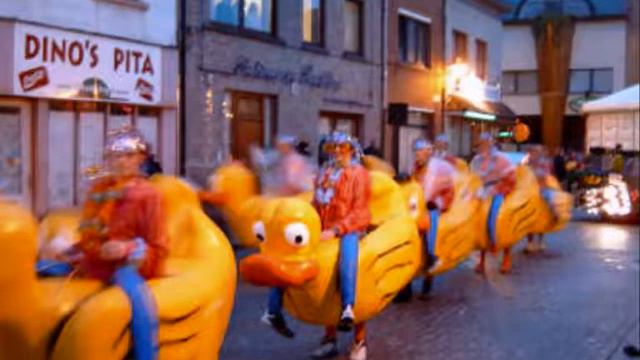 AKV Voesj Oilsjt Carnaval 2003