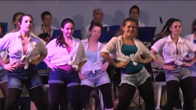 יום העצמאות- מחרוזת שירי שמוליק קראוס