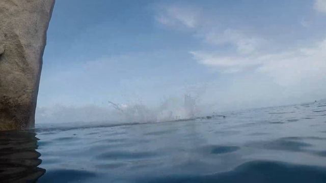 Thailand- Cliff jump and exploring. Koh tao 2017