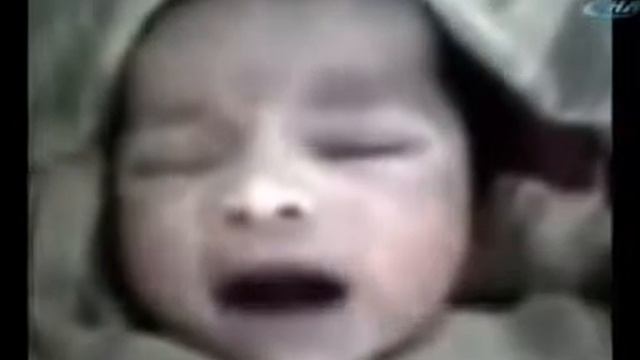 En nyfødt baby siger Allah betyder islamens gud En mirakel fra den sande Gud, som er Allah