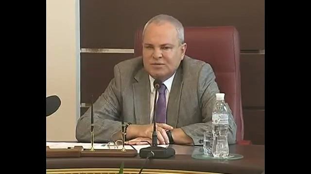 Мэр Керчи Олег Осадчий про субботники для бюджетников