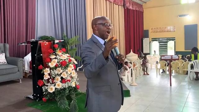 Ugaragara ute imbere mumutima  by Bishop Dr SAFARI Emmanuel