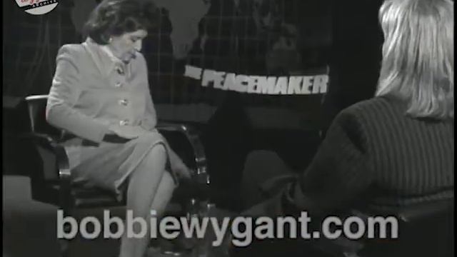 Mimi Leder "The Peacemaker" 8/23/97- Bobbie Wygant Archive