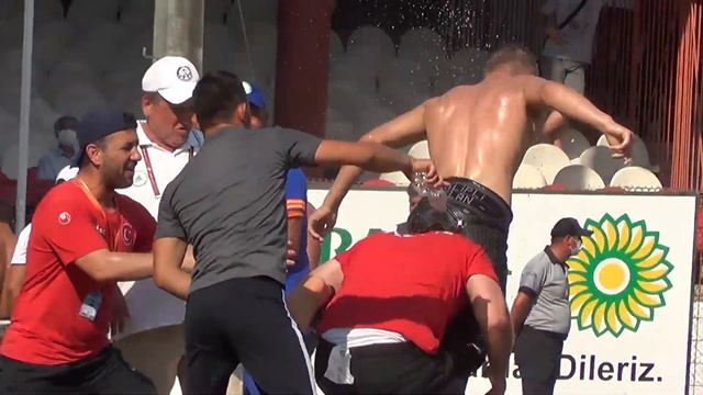 180-2021 kırkpınar güreşleri-FERHAT YİĞİT-OSMAN NURİ ÇILDAM tozkoparan boy final maçı