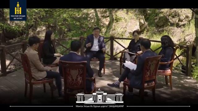 IN OUT ярилцлага: УИХ-Н ДАРГА ЗАНДАНШАТАР