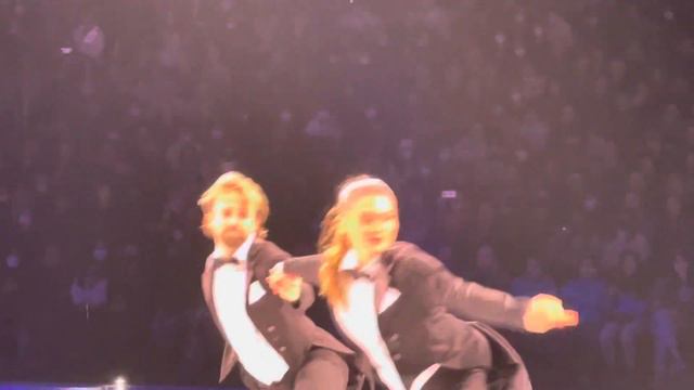 Hawayek / Baker @ Stars On Ice 2022