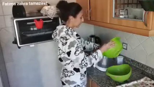 منتوجات باتمنة مناسبة روتين اليوم (عصير السبانخ والبنان)