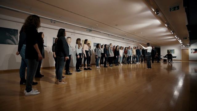 Split University Choir „Silvije Bombardelli“ – Zelenu granu s tugom žuta voća (Live at University)