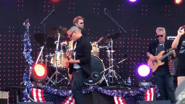 RJae HAAS Band Covering "Scuttle Buttin"