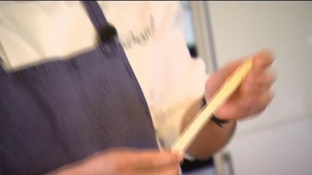 Das perfekte Spargelgericht mit Profikoch Anthony Ramos I Foodle -- Food & Recipe