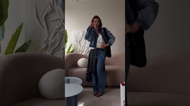 Style denim in a funky way like @mvs.viktor