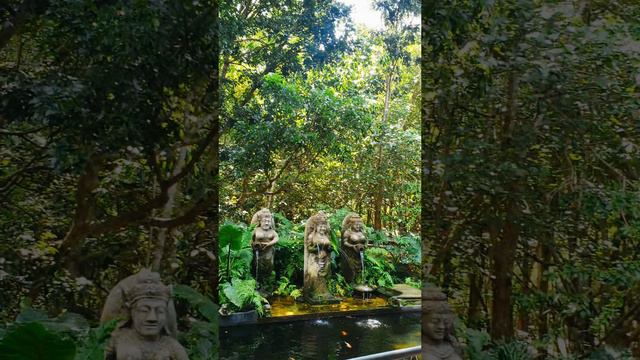 Women Statue Fountain (#Ubud #Bali)