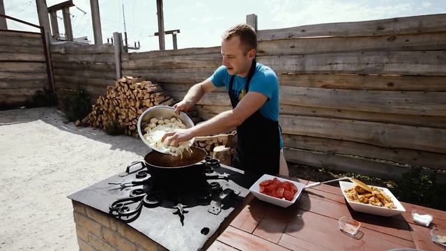 Молодая картошечка с мясом в казане + овощной соус = грузинское блюдо ХОРЦИАНИ!!!