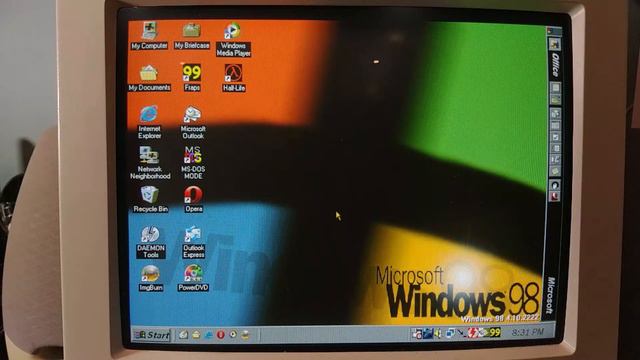 Pentium II Windows 98 PC - Part 3: Let's Play!