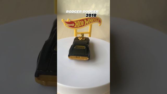 Hot wheels RODGER DODGER 2018
50th Anniversary Black & Gold Collection