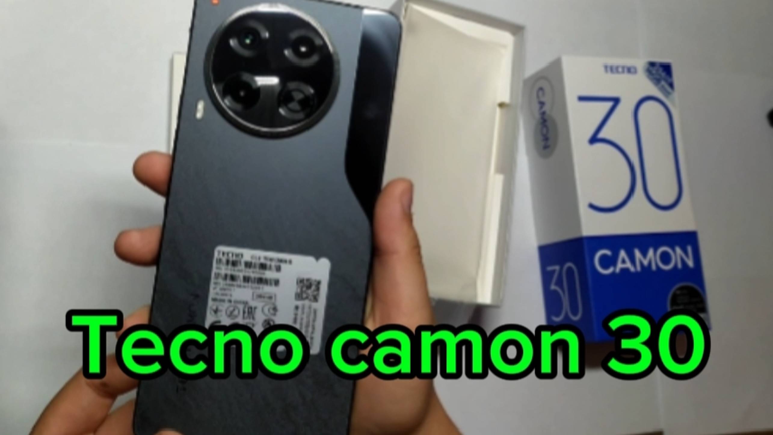 Tecno camon 30