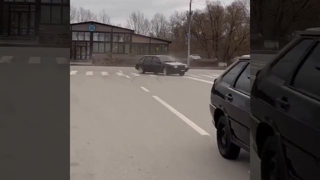 первое видео