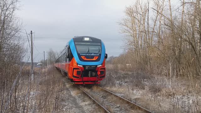 РА-3 прибывает на о.п. "Сычёво" в Коломне (19.11.2023)