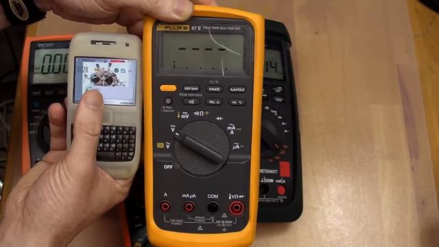 EEVblog #112 - GSM vs The Fluke 87V Multimeter