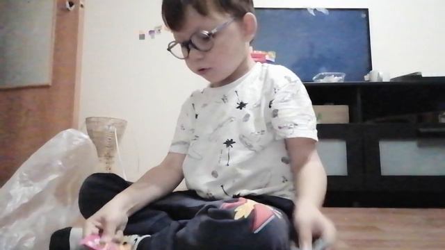 VID_20240925_192212.mp4