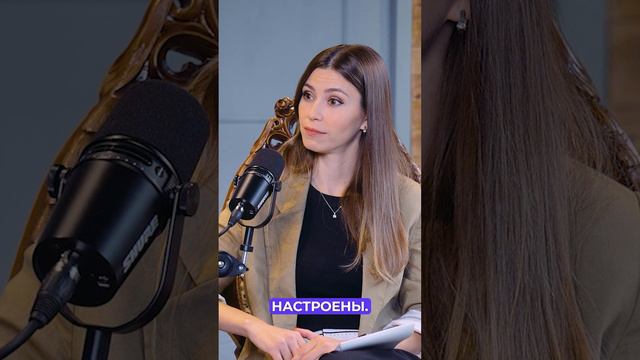 Застройщики остановят стройки - на сколько ещё хватит квартир? "Честный Микрофон" Марина Таловская.