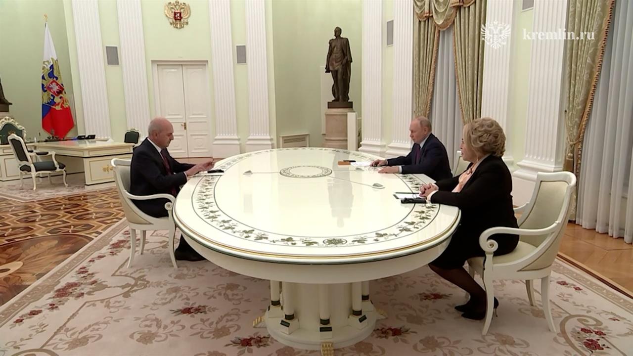 Путин назвал Россию и Турцию добрыми соседями, которые работают на благо народов