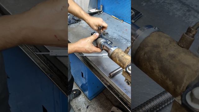 Сборка рулевой рейки - Часть 3 #авто #автомобиль #автомобили #автосервис #nissan #nissanpatrol