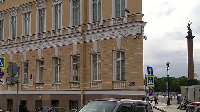 Цветные мосты Петербурга. А был ли Жёлтый_