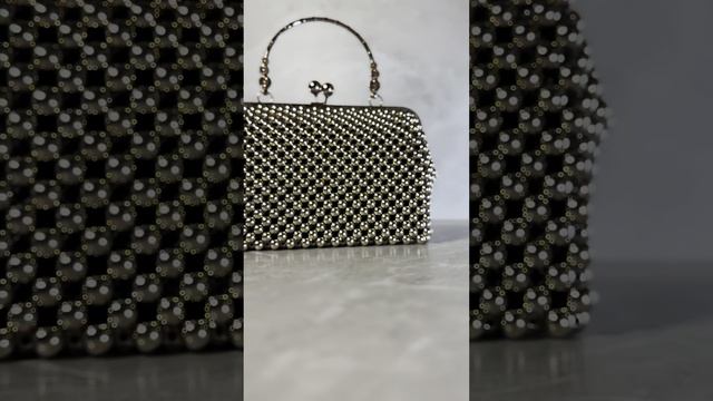 Сумочка из бусин. Купить или заказать: https://vk.com/beadstobags