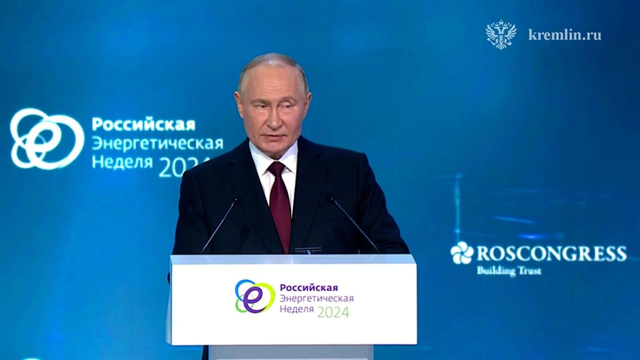 Путин: глобальный рост экономики в XXI веке сосредоточится в странах БРИКС