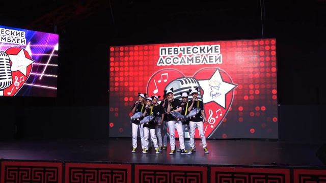 «Знаменитые коты» Дмитрия Воскресенского в исполнении Концертного ансамбля ДЭМТ Мюзикл