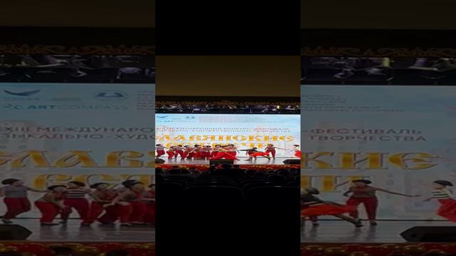 1000140492.mp4
