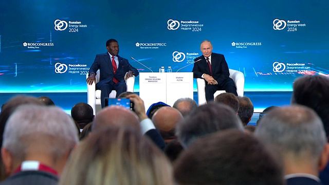 «Здесь собрались люди, которые действуют!»: Путин выступил на Российской энергетической неделе