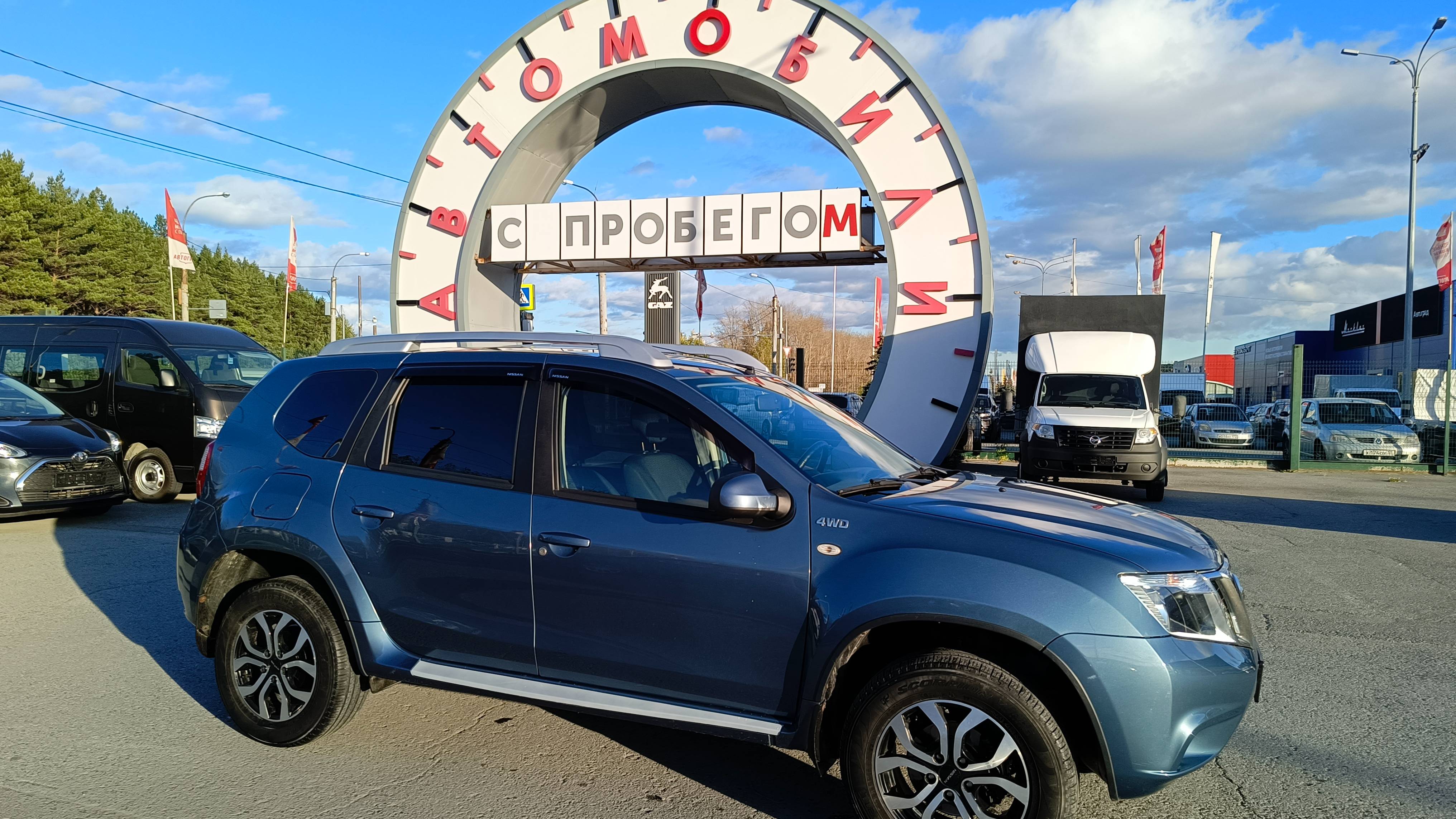 Nissan Terrano 2,0 л. Бензин МКПП  (143 л.с.) 4WD 2016