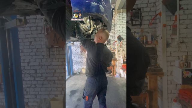 #обслуживание #автосервисприкол #ремонт #юмор #прикол #сто #shorts  #automobile #mechanist #авто