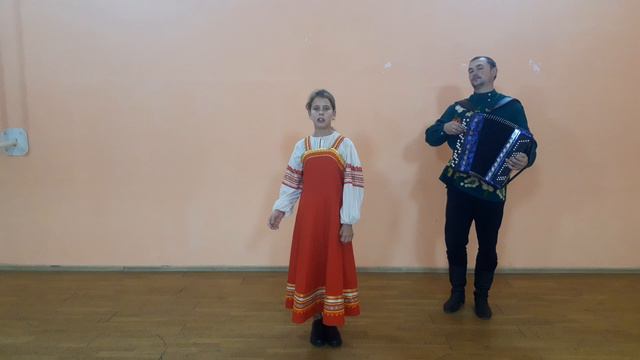 Вотякова Алиса. Русская народная песня "Утушка луговая"