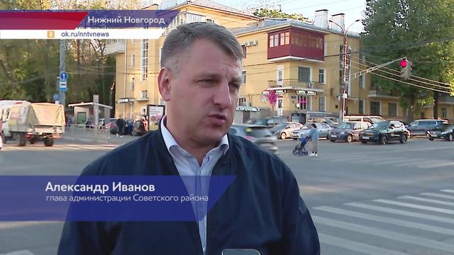 Глава города вместе с жителями проверил ход ремонтных работ на улице Белинского