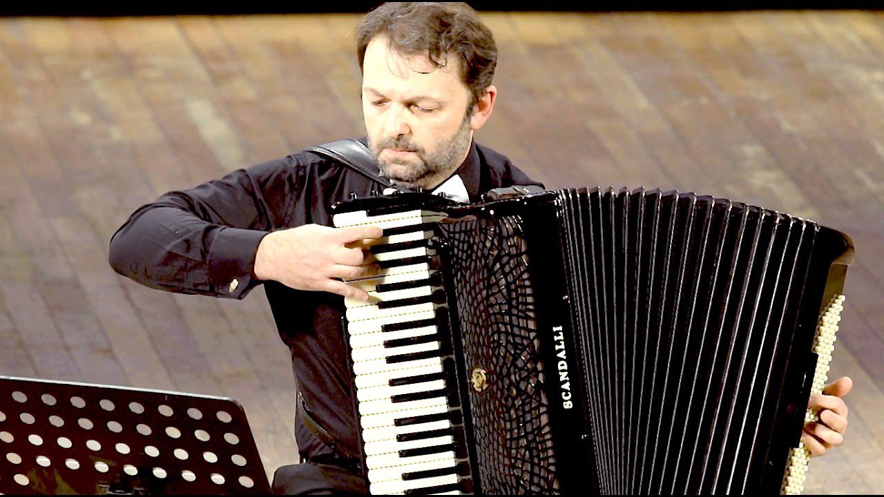 Sivuca e Oswaldinho "Um tom pra Jobim" - Mirco Patarini, accordion / Мирко Патарини, аккордеон