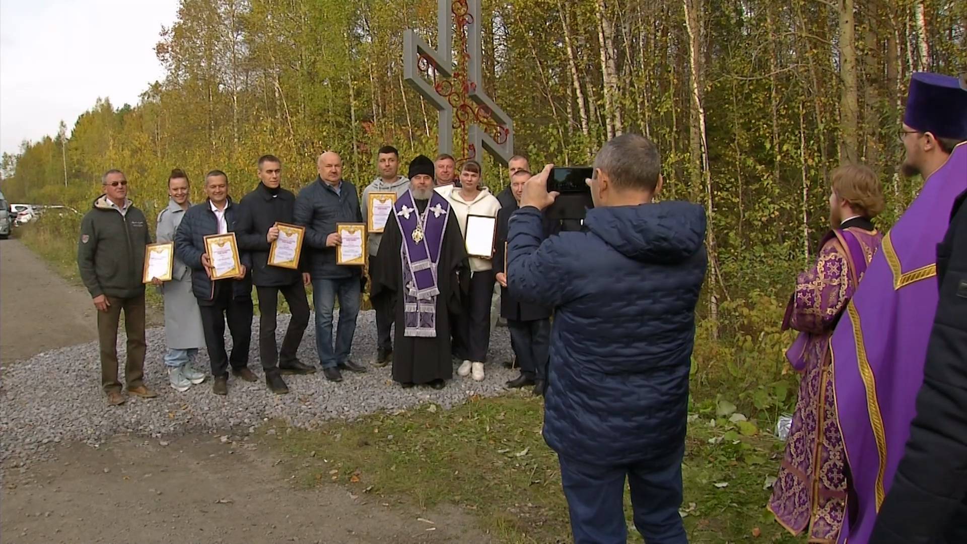 На съезде в Серов установили  Поклонный  крест