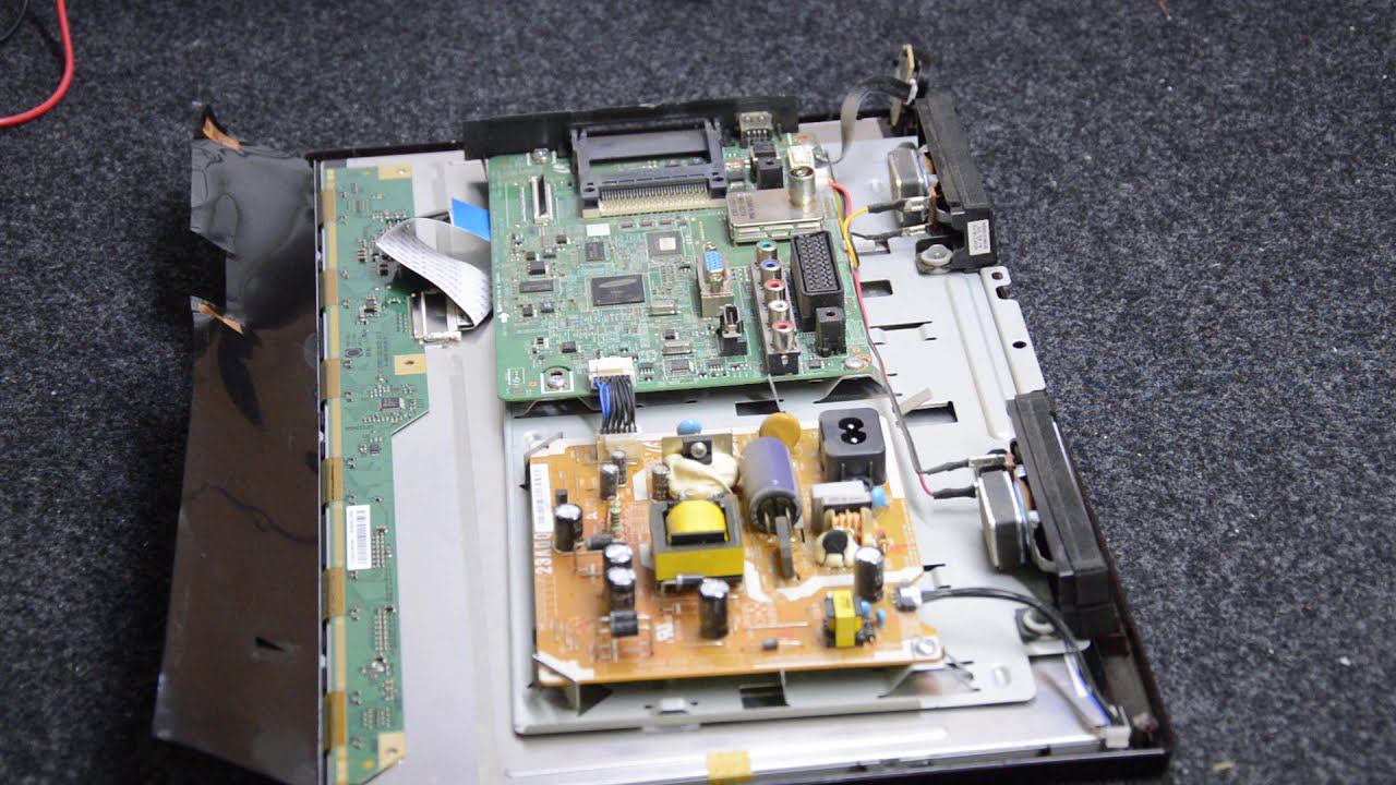 Samsung UE19ES4000AK - самопроизвольное отключение.